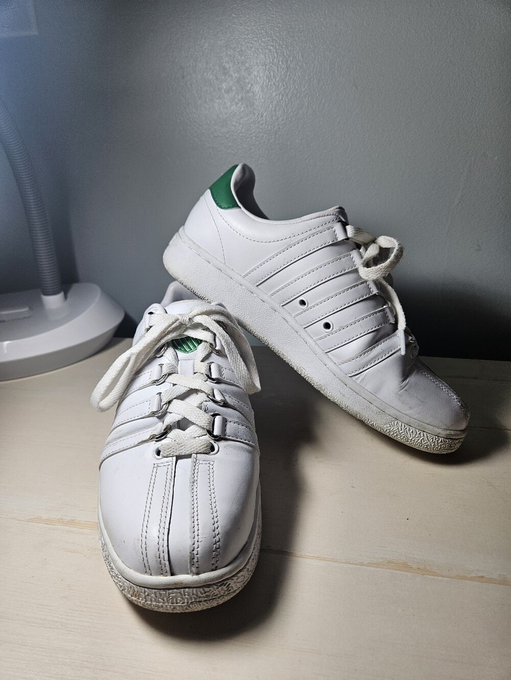 Womens K-Swiss Classic VN White Lawn Green Leather Sneakers Size 9
